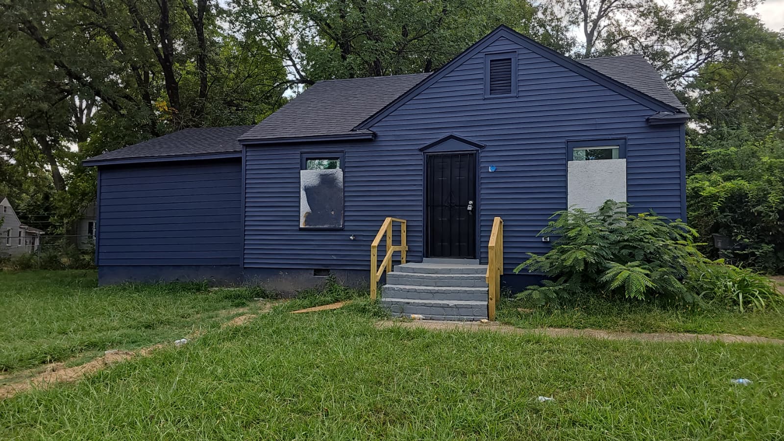 Property main image